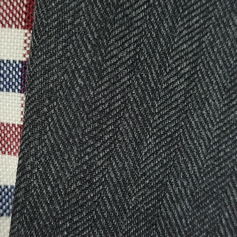 JOS‎ A BANK Signature Men's Sport Coat Blazer Two Button Gray Herringbone 48R